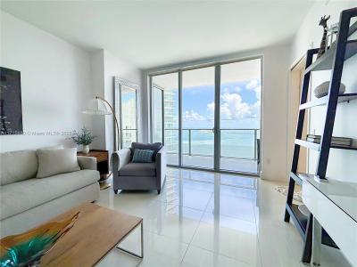 1300 Brickell Bay Dr 2707, Miami, Florida 33131, USA