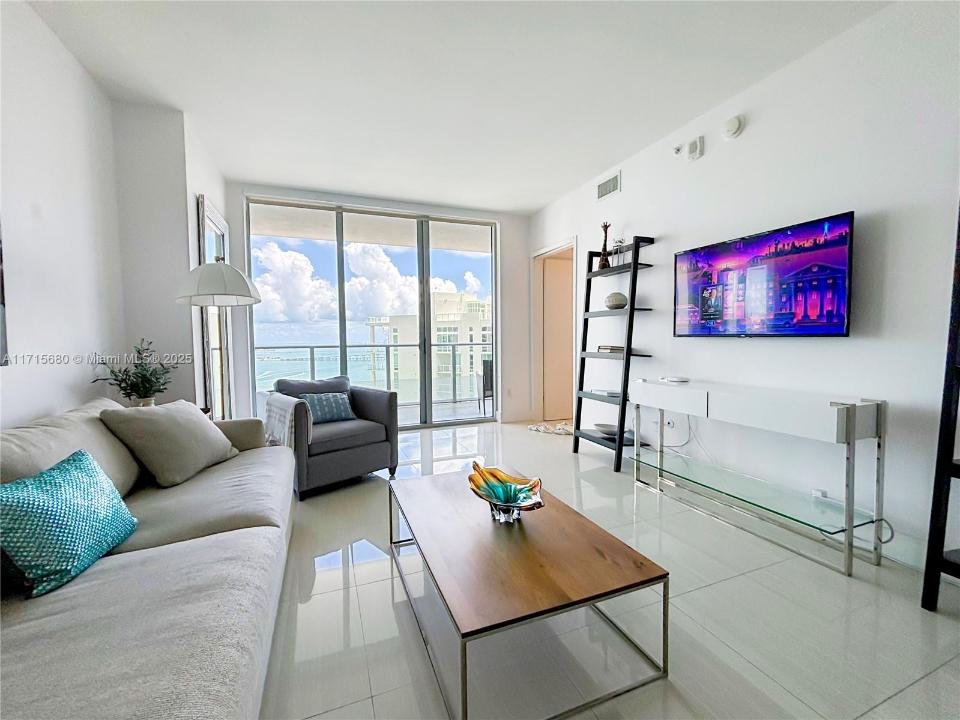 1300 Brickell Bay Dr 2707, Miami, 플로리다 33131, 미국