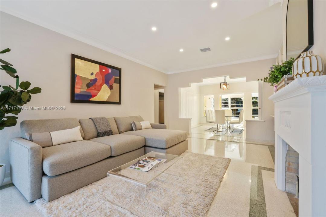 3760 Royal Palm Ave, Miami Beach, فلوريدا 33140, الولايات المتحدة