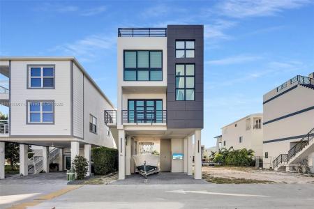 94825 Overseas Hwy #94, Key Largo, Florida 33037, USA