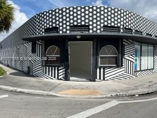 5600 NW 7th Ave, Miami, Florida 33127, USA