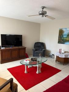 16801 NE 13th Ave 107, Miami, Florida 33162, USA