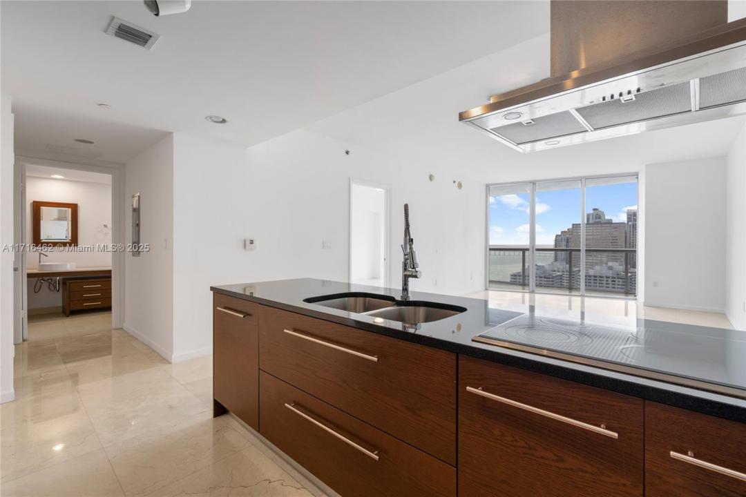 495 Brickell Ave 2709, Miami, フロリダ 33131, アメリカ合衆国