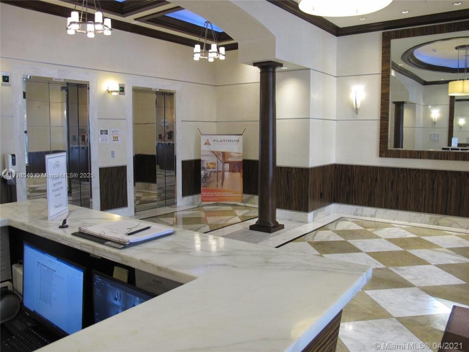 1600 Ponce De Leon Blvd 1103, Coral Gables, フロリダ 33134, アメリカ合衆国