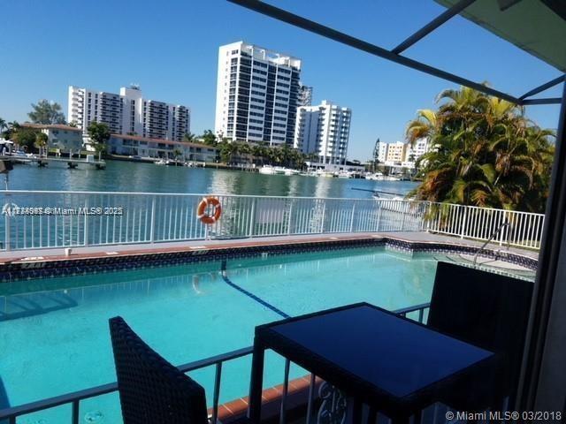 7920 East Dr 6, North Bay Village, Floride 33141, États-Unis