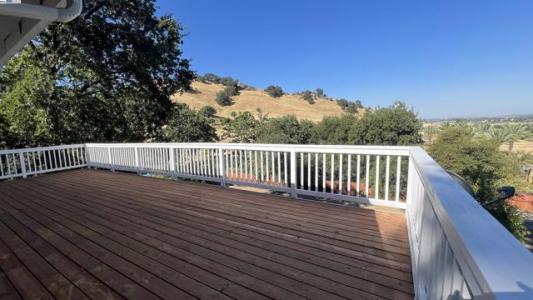 Vine St, Vacaville, California 95688