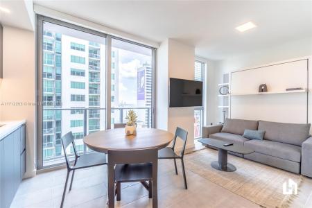 227 NE 2nd St 2412, Miami, Florida 33132, USA