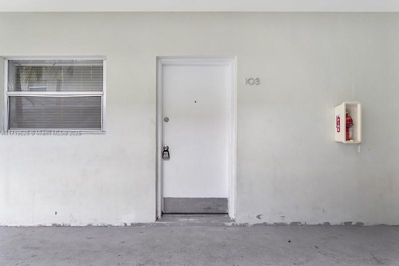 North Miami, Florida 33161