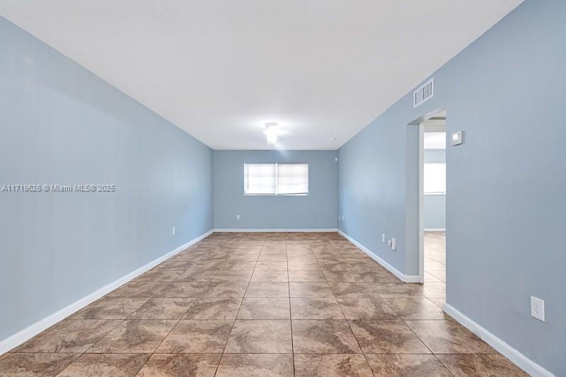 North Miami, Florida 33161