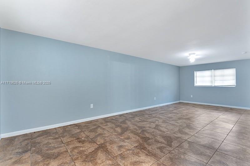 North Miami, Florida 33161