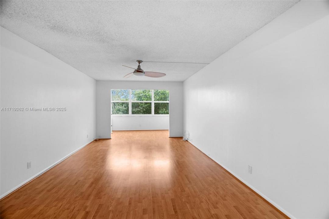 6700 Cypress Rd 412, Plantation, Florida 33317