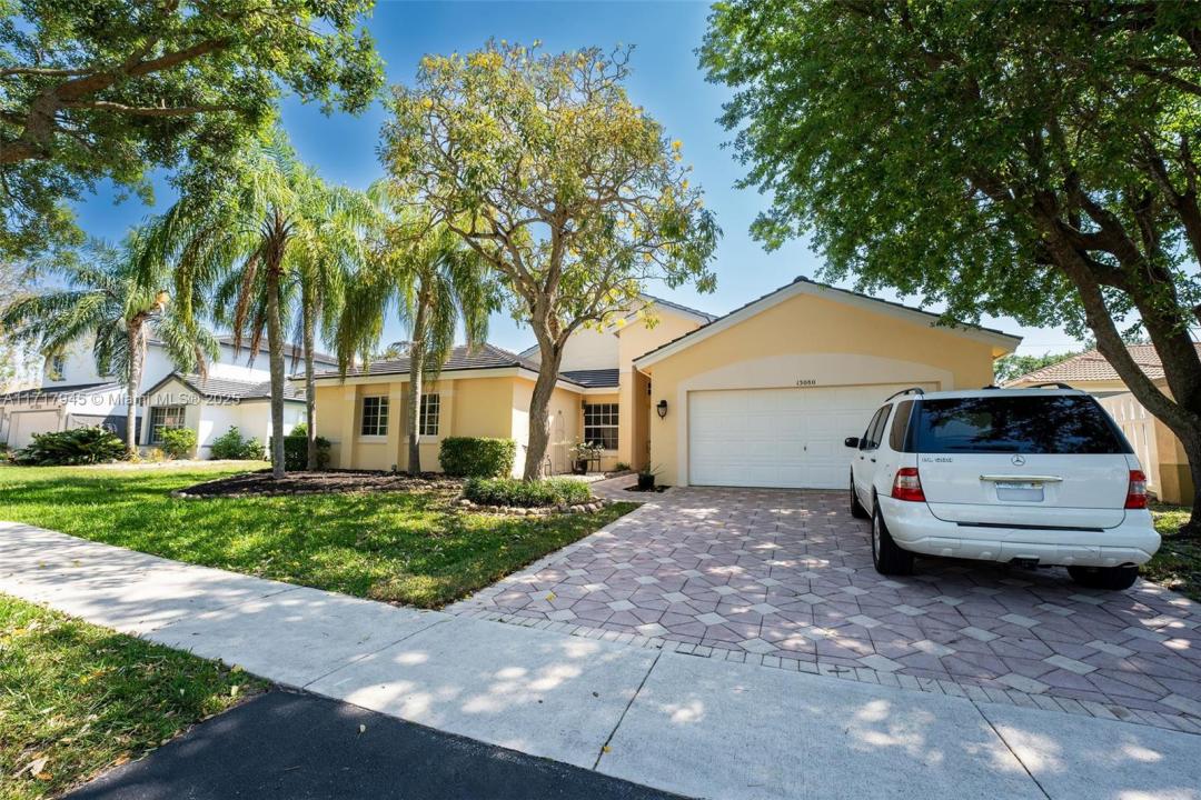 13080 NW 8th Ct, Sunrise, Florida 33325