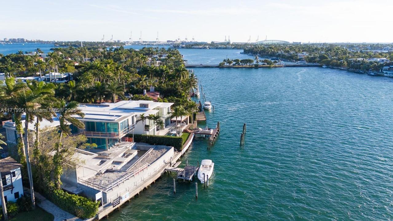 424 W Rivo Alto Dr, Miami Beach, Florida 33139