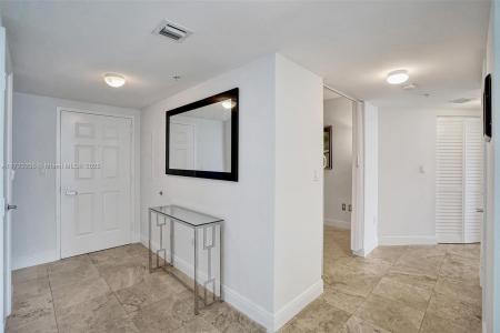 16699 Collins Ave 2301, Sunny Isles Beach, Florida 33160, USA