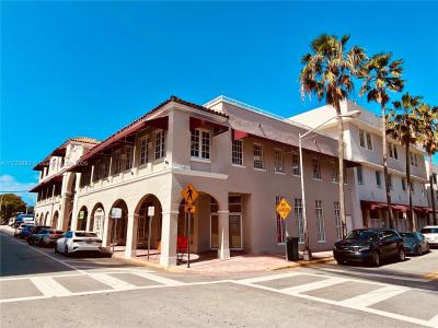 309 23rd St 2-East, Miami Beach, Florida 33139, USA