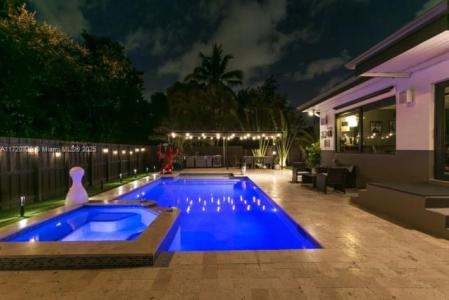 9555 NW 2nd Ave, Miami Shores, 플로리다 33150, 미국