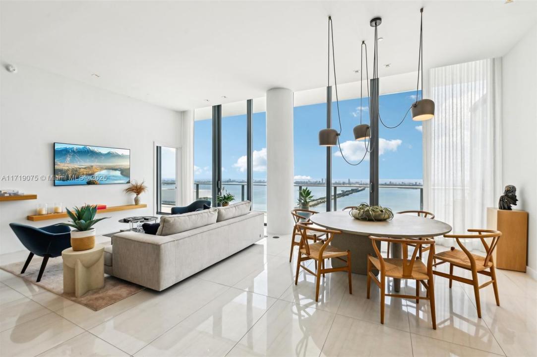 480 NE 31st St PH5402, Miami, فلوريدا 33137, الولايات المتحدة