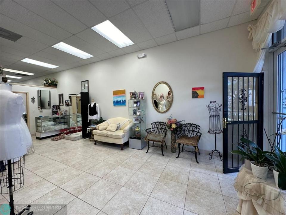 Confidential, Coral Springs, Florida 33073