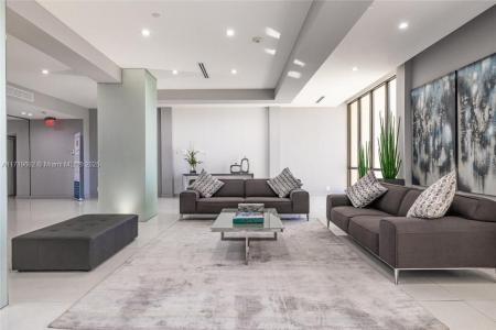 20379 W Country Club Dr 535, Aventura, Florida 33180, USA
