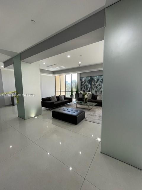 20379 W Country Club Dr 535, Aventura, Florida 33180