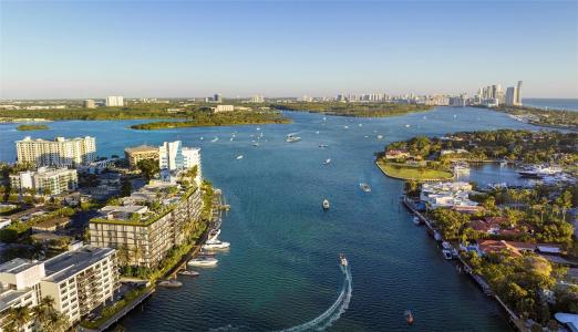 10141 E Bay Harbor Dr PH3, Bay Harbor Islands, Floride 33154, États-Unis