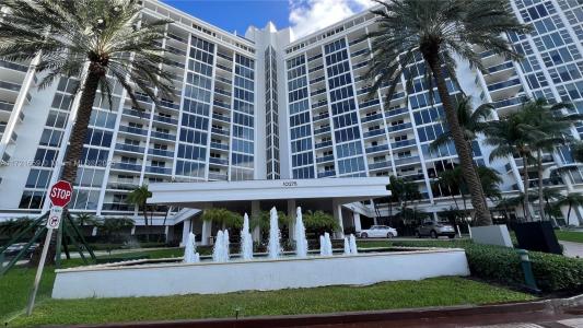 Bal Harbour, Florida 33154, USA