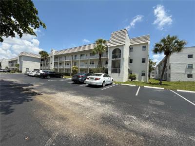 8300 Sunrise Lakes Blvd 112, Sunrise, Florida 33322, USA