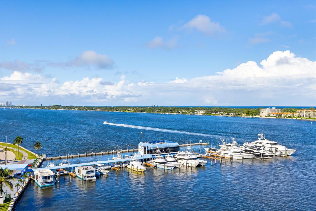 622 N Flagler Drive 801, West Palm Beach, פלורידה 33401, ארצות הברית של אמריקה 