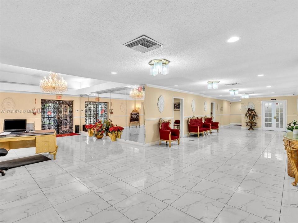 2321 NW 62nd St, Miami, Florida 33147