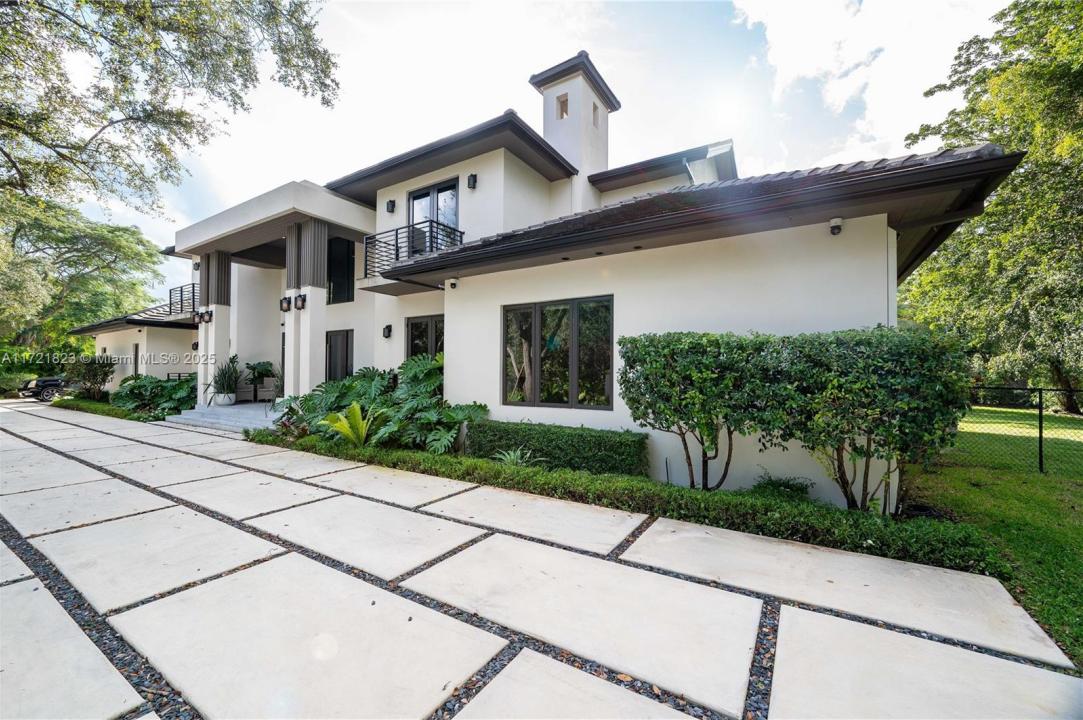 11200 SW 60th Ave, Pinecrest, Florida 33156