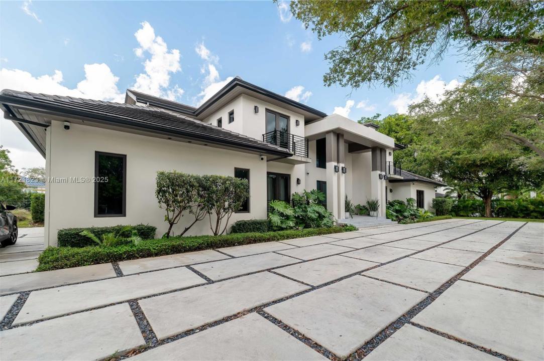 11200 SW 60th Ave, Pinecrest, Florida 33156