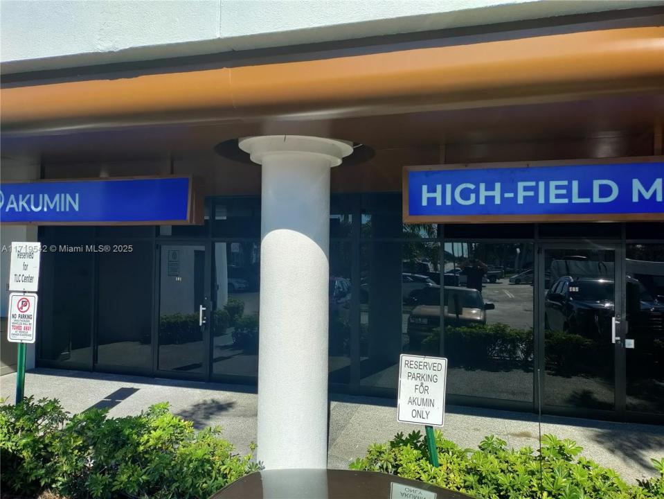 1799 W Oakland Park Blvd 101, Oakland Park, Floryda 33311, USA