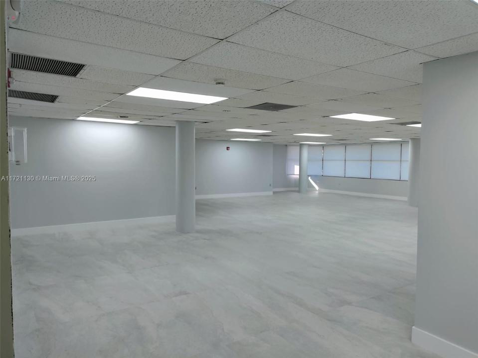 1799 W Oakland Park Blvd, Oakland Park, Floryda 33311, USA