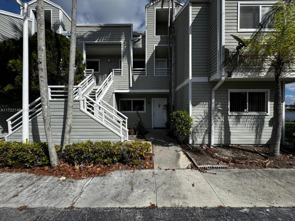 3437 NW 44th St 208, Oakland Park, Floride 33309, États-Unis