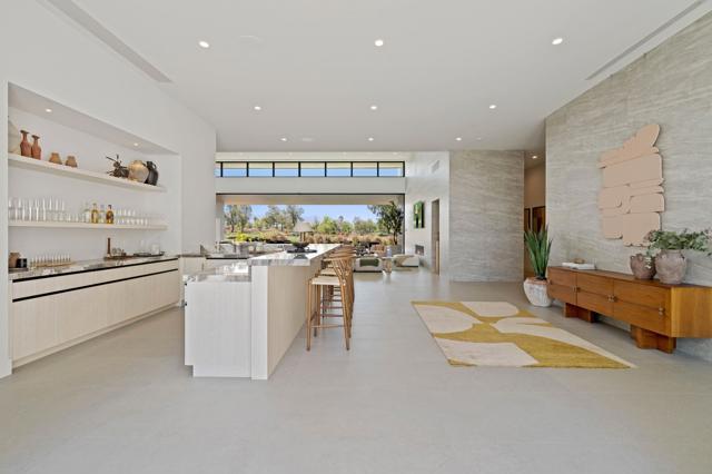 Pike Place, La Quinta, California 92253