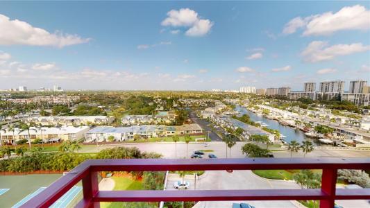 2500 Parkview Dr 1410, Hallandale Beach, Florida 33009, USA