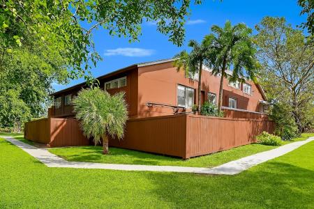 6914 SW 114th Pl B57, Miami, Florida 33173, USA