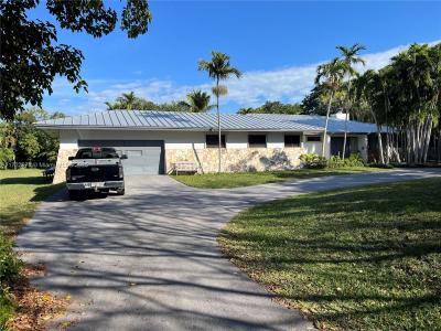14501 SW 67th Ave, Coral Gables, Florida 33158, USA