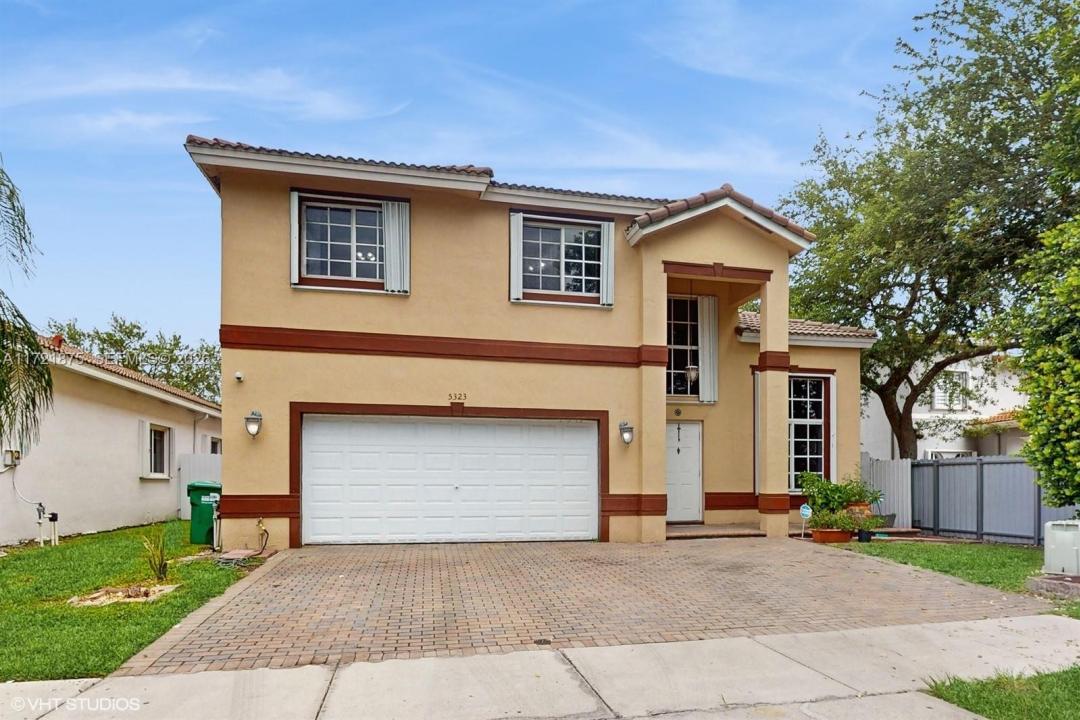5323 NW 109th Ct, Doral, Floride 33178, États-Unis