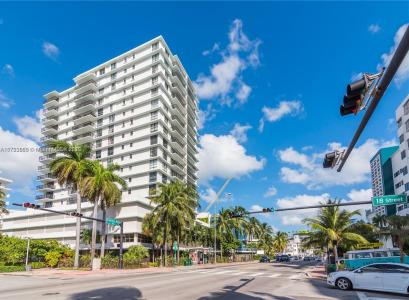 1800 Collins Ave 8B, Miami Beach, Florida 33139, USA