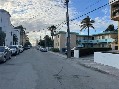 323 Monroe St, Hollywood, Florida 33019