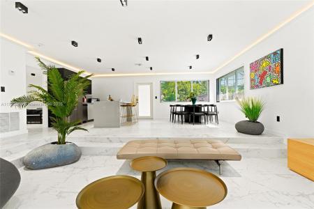 270 NW 50th, Miami, Florida 33127, USA