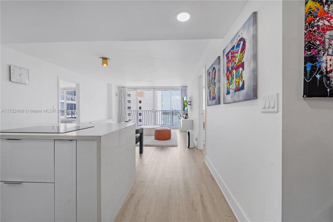7601 E Treasure Dr 2209, North Bay Village, Флорида 33141, Соединенные Штаты