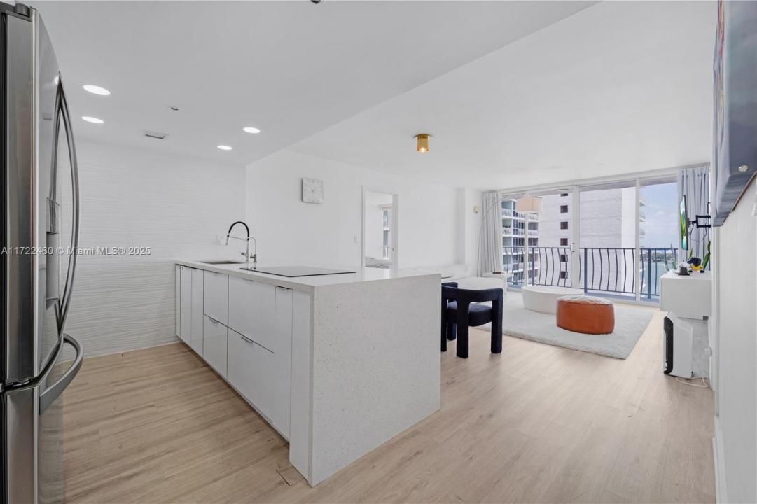7601 E Treasure Dr 2209, North Bay Village, Флорида 33141, Соединенные Штаты