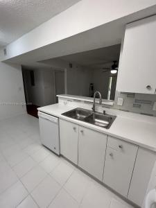 5540 NW 61st St 422, Coconut Creek, Florida 33073, USA