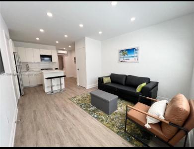1407 Meridian Ave 10, Miami Beach, Florida 33139, USA