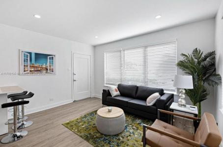 830 9th St 25, Miami Beach, Florida 33139, USA