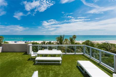 3801 Collins Ave TH-4, Miami Beach, Florida 33140, USA