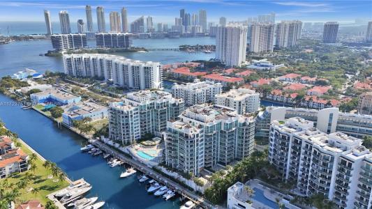 3131 NE 188th St 2-803, Aventura, Florida 33180, USA