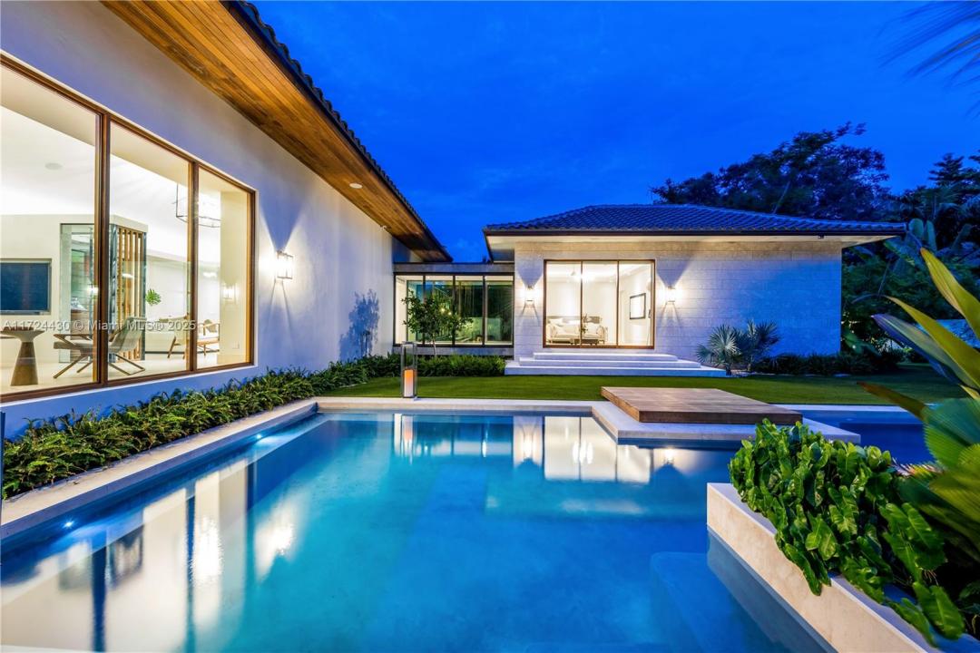 864 NE 84th St, Miami, Floride 33138, États-Unis